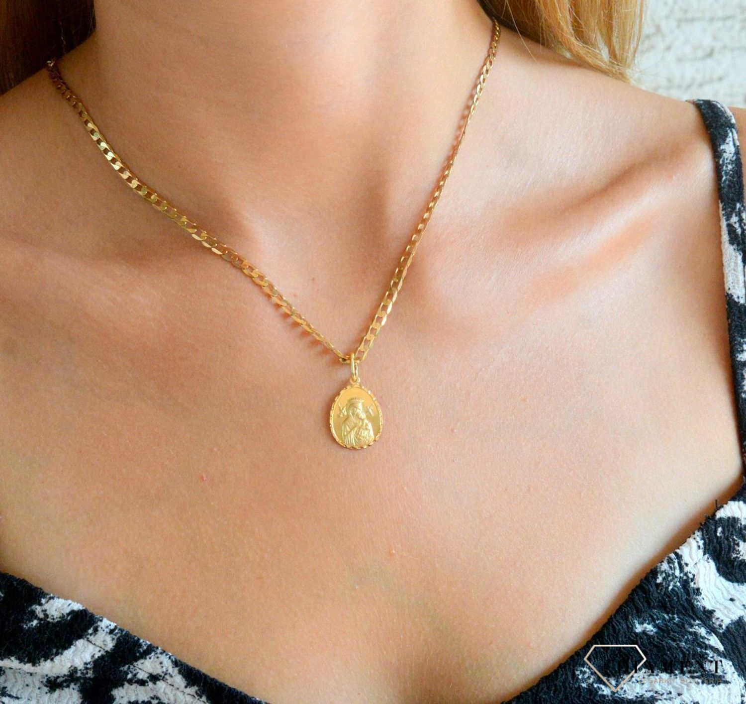 Złota zawieszka 585 medalik Matka Boska Nieustającej Pomocy ZA 4461 585.jpg